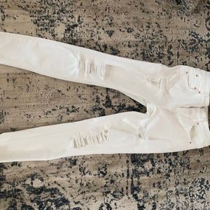 white ripped skinny jeans
